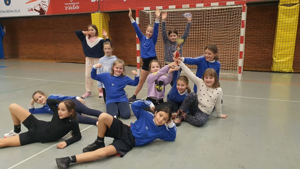 Občinske prvakinje med štirimi ognji 2022/2023