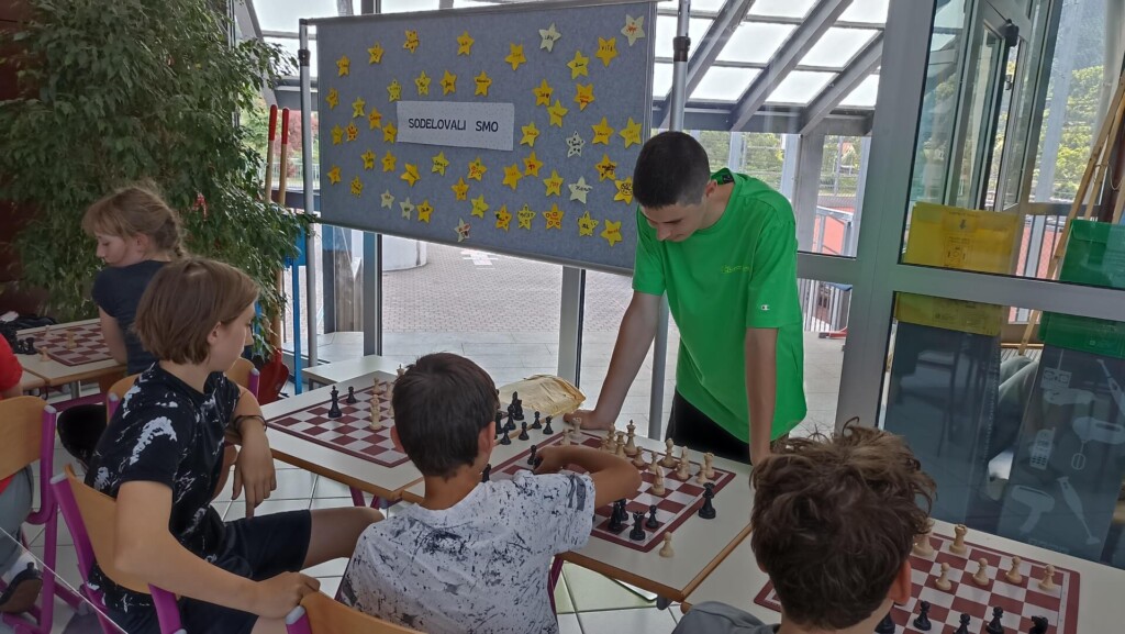 Šahovska simultanka OŠ Frana Kranjca, junij 2024