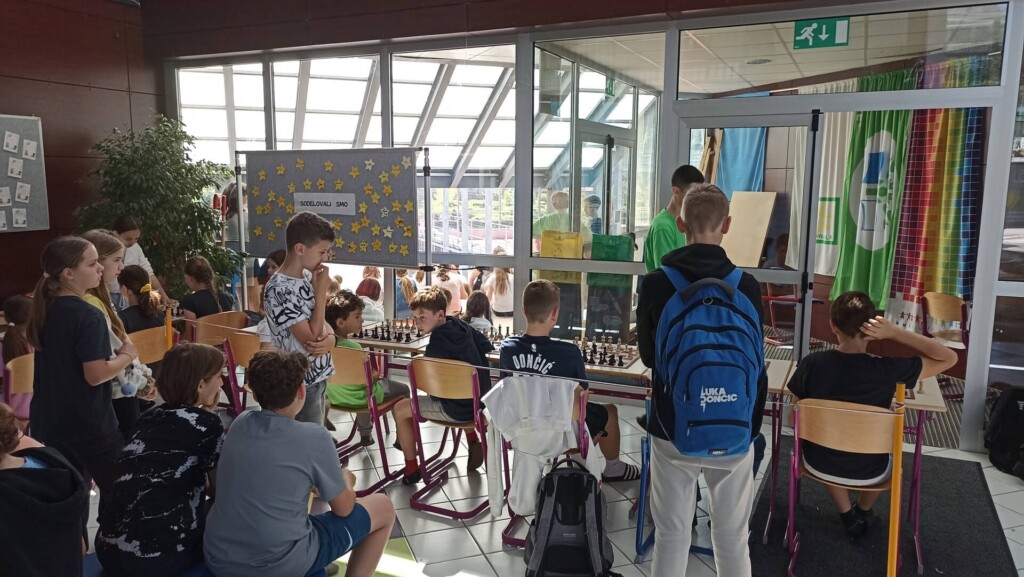 Šahovska simultanka OŠ Frana Kranjca, junij 2024