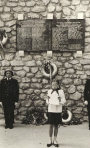 Odkritje spominske plošče padlim med 2. svetovno vojno, 1966/67