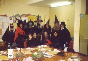 Polulske učiteljice »čarovnice« za pusta, 20. 2. 1996