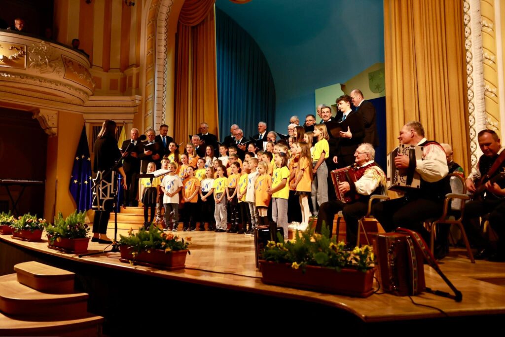 Koncert ob 75-letnici Vikija Ašiča