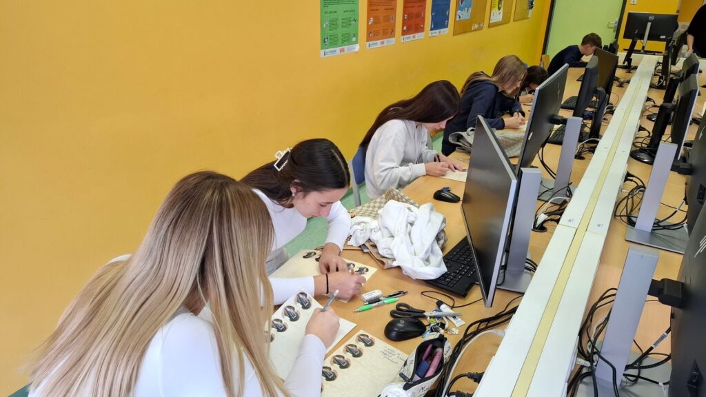 Ustvarjalne delavnice, november 2025