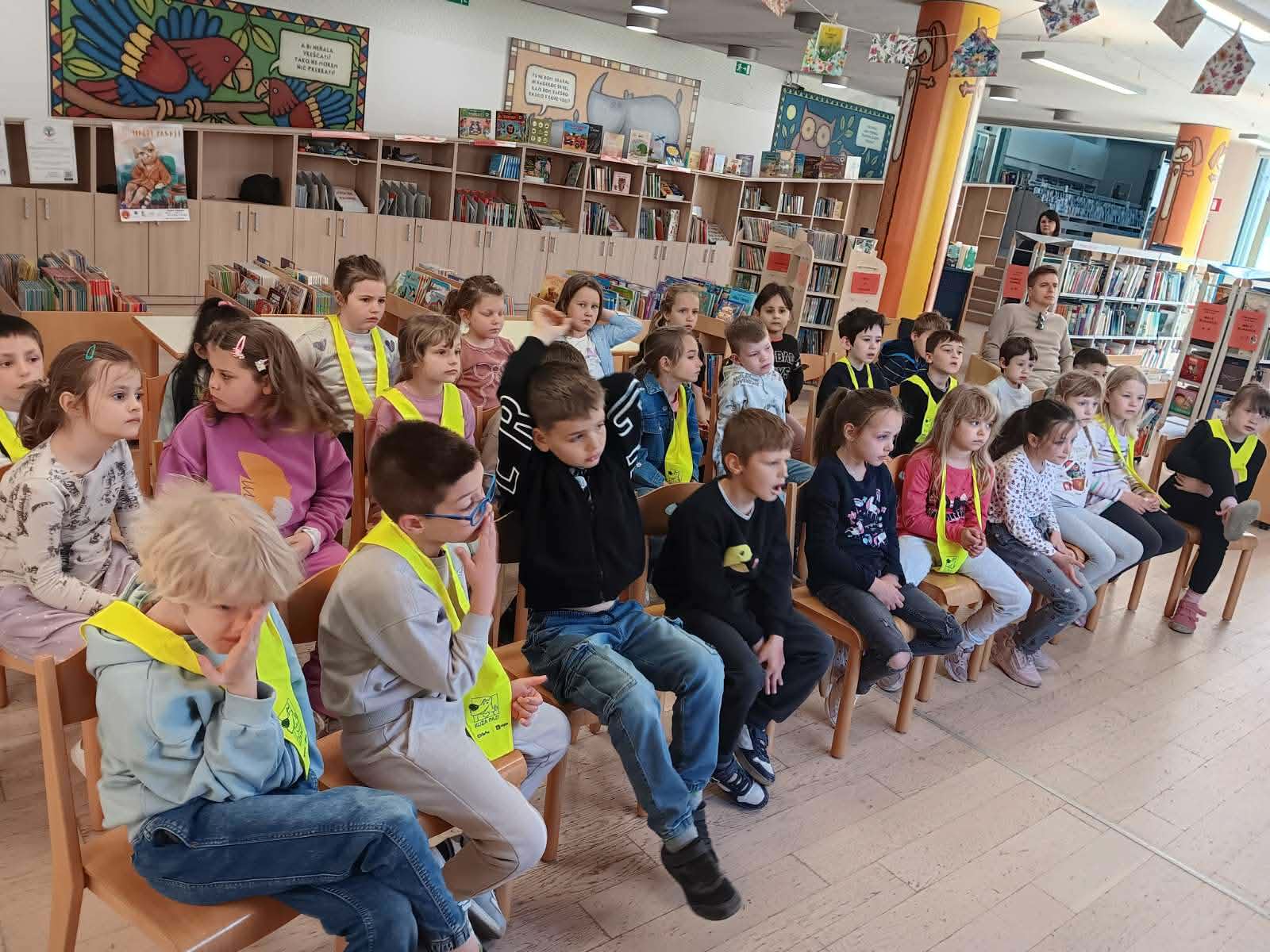 gledalisce-misko-knjizko-april-2026-12 Prvošolci pri Mišku Knjižku, 2026