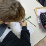 Teden pisanja z roko 2025 - Ko spomini zadišijo