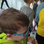 Teden pisanja z roko 2025 - Ko spomini zadišijo