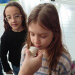 Teden pisanja z roko 2025 - Ko spomini zadišijo