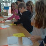 Teden pisanja z roko 2025 - Ko spomini zadišijo