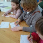 Teden pisanja z roko 2025 - Ko spomini zadišijo