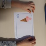 Teden pisanja z roko 2025 - Ko spomini zadišijo