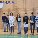 Kulturni praznik 2025 in Otroci pojejo slovenske pesmi in se veselijo