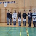 Kulturni praznik 2025 in Otroci pojejo slovenske pesmi in se veselijo