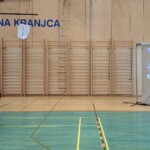 Kulturni praznik 2025 in Otroci pojejo slovenske pesmi in se veselijo