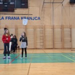 Kulturni praznik 2025 in Otroci pojejo slovenske pesmi in se veselijo