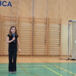 Kulturni praznik 2025 in Otroci pojejo slovenske pesmi in se veselijo