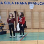 Kulturni praznik 2025 in Otroci pojejo slovenske pesmi in se veselijo