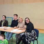 Kulturni praznik 2025 in Otroci pojejo slovenske pesmi in se veselijo