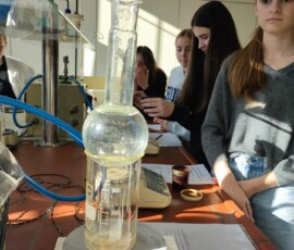 Kemijska delavnica na I. gimnaziji v Celju, november 2025