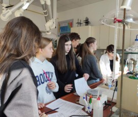 Kemijska delavnica na I. gimnaziji v Celju, november 2025
