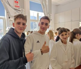 Kemijska delavnica na I. gimnaziji v Celju, november 2025