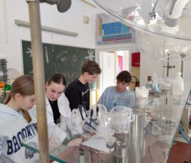 Kemijska delavnica na I. gimnaziji v Celju, november 2025