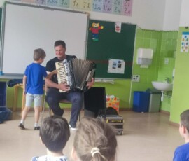 Glasbeno dopoldne s harmoniko, 1. razred, 2026